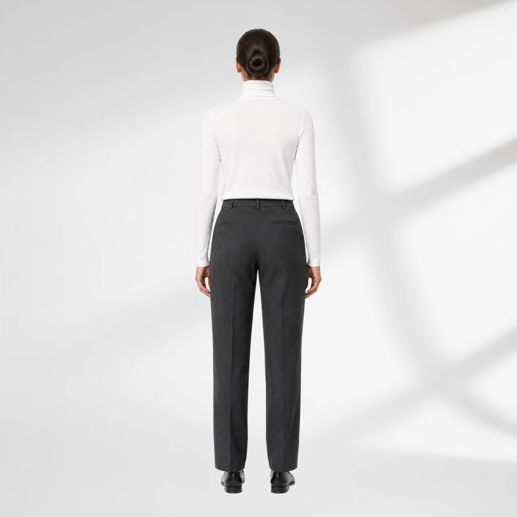 Aven Turtleneck